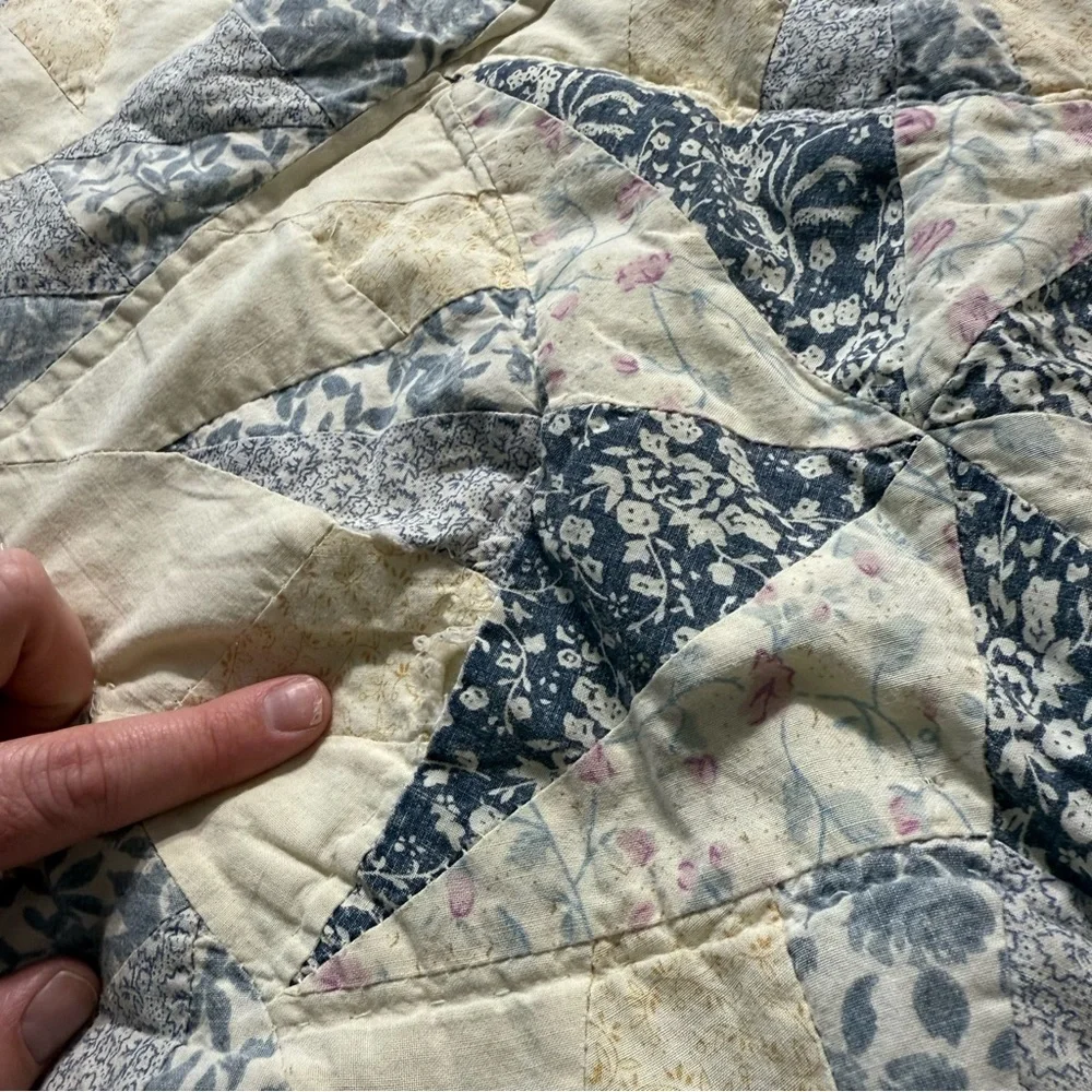 Vintage handmade star patchwork quilt + pillow sham set blue pink 80”x80”